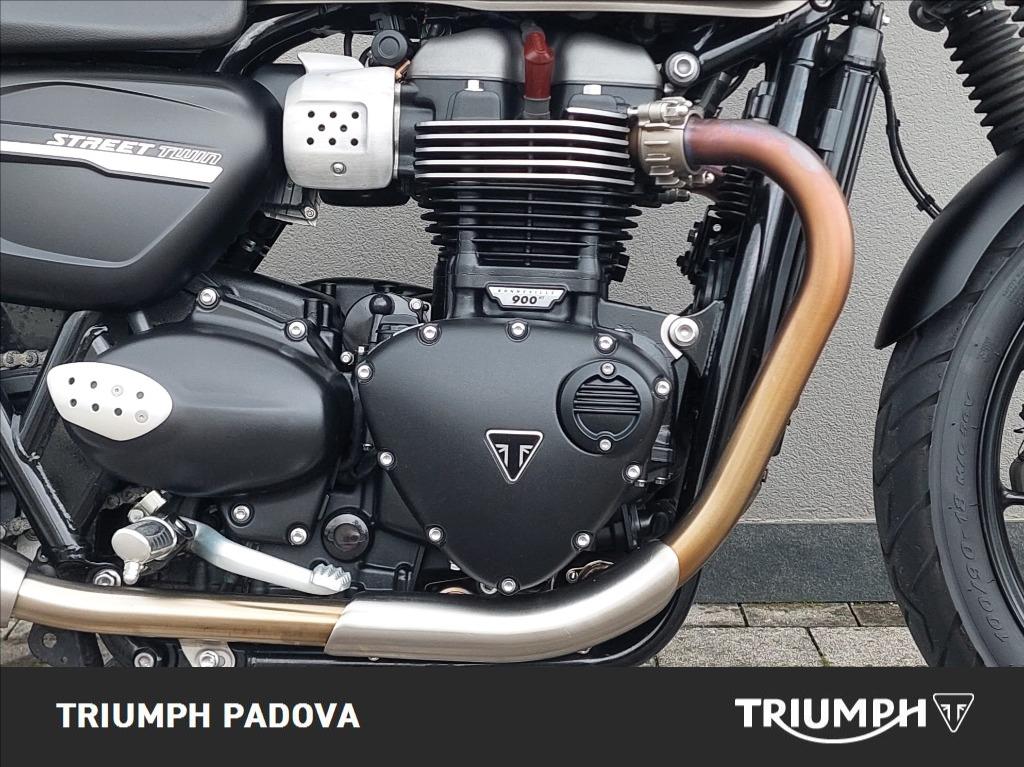 TRIUMPH Street Twin 900  #2