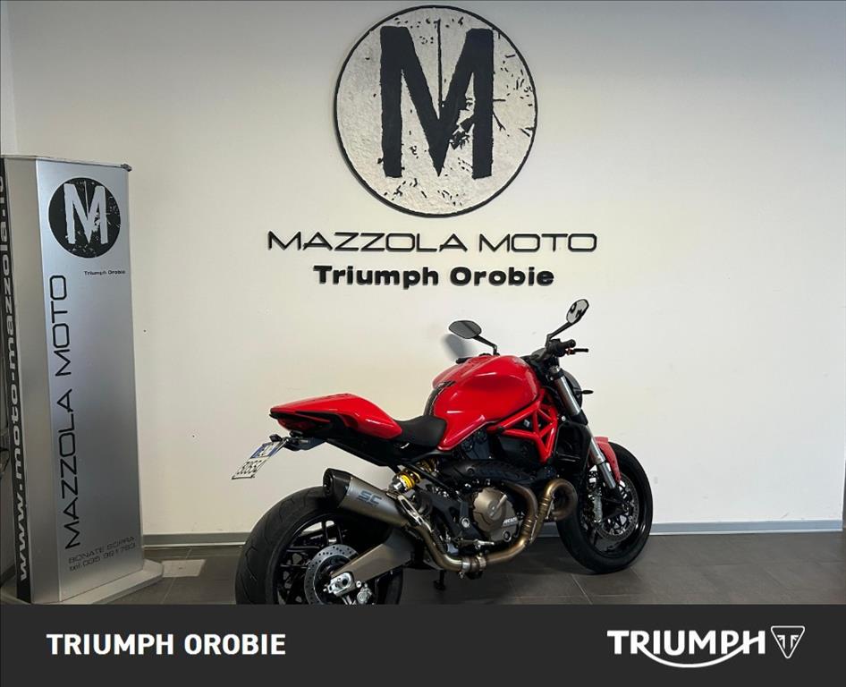 DUCATI Monster 821 Red #1
