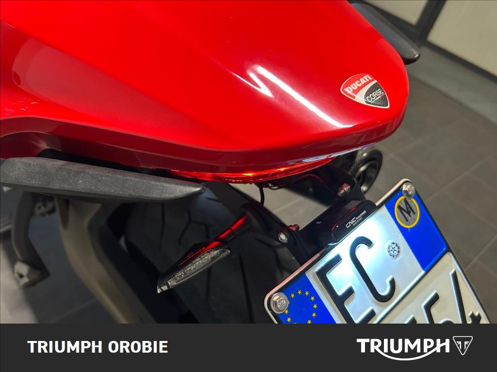 DUCATI Monster 821 Red #9