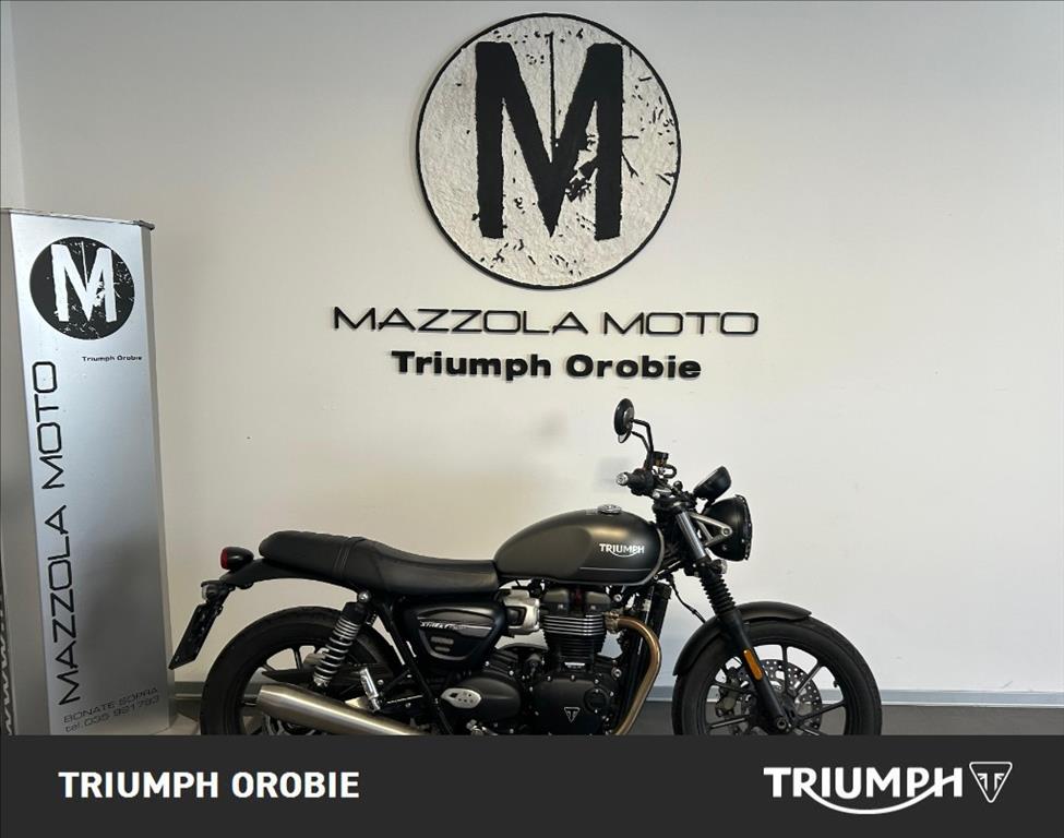 TRIUMPH Street Twin 900 