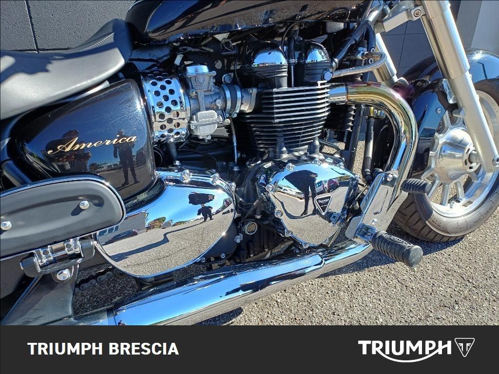 TRIUMPH America 865  #4
