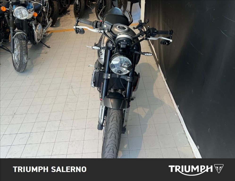 TRIUMPH Trident 660 Abs #2