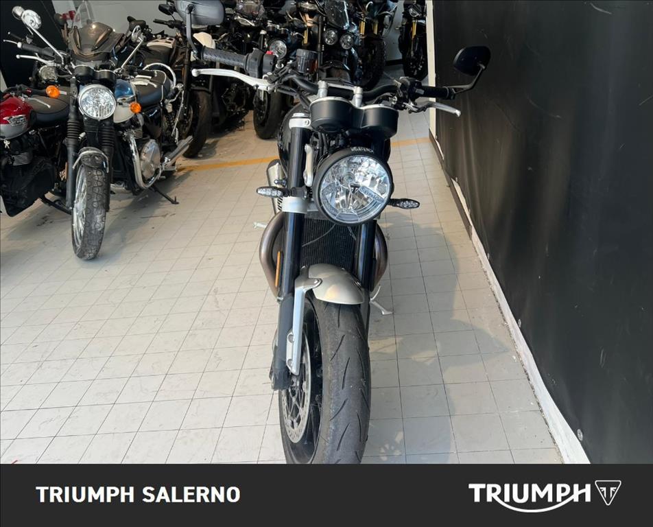 TRIUMPH Speed Twin 1200 Stealth Edition Abs #2