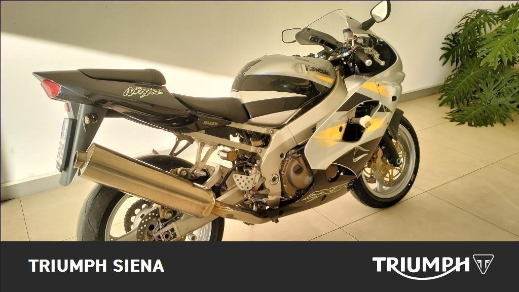 KAWASAKI NINJA  ZX9R #2