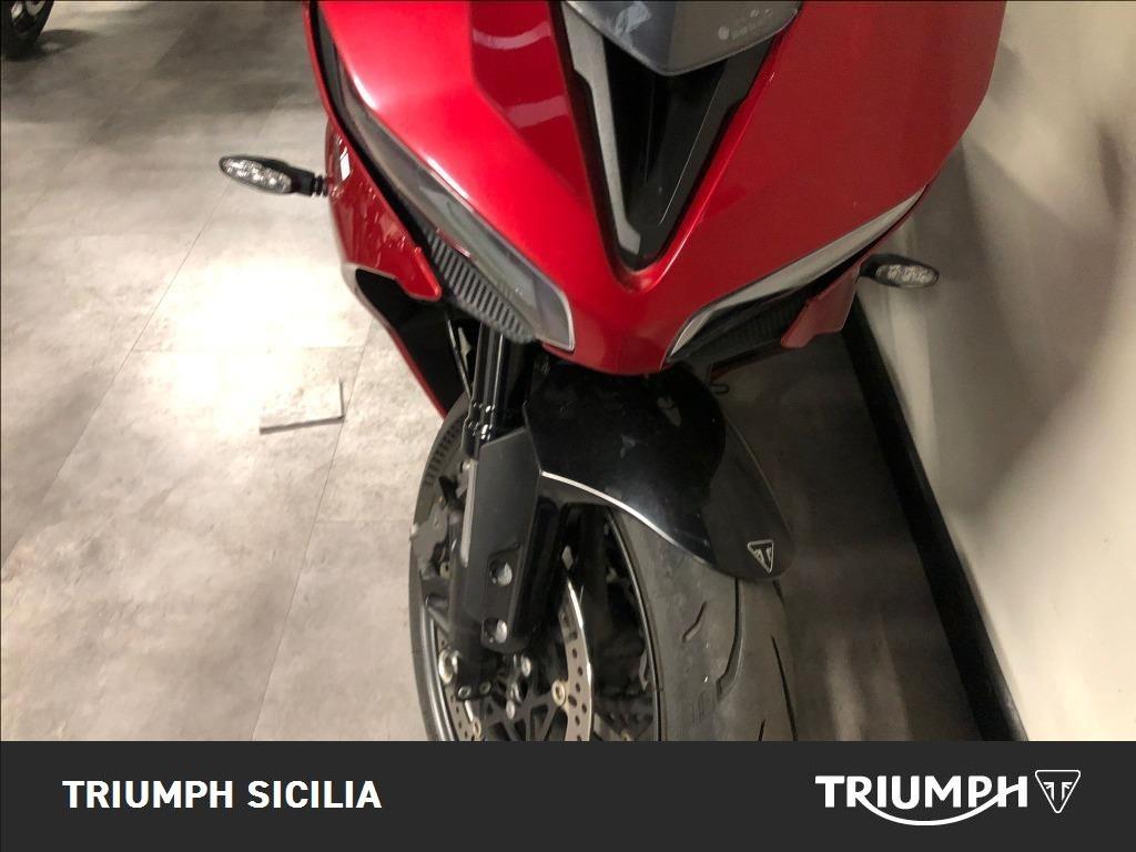TRIUMPH Daytona 660 Abs