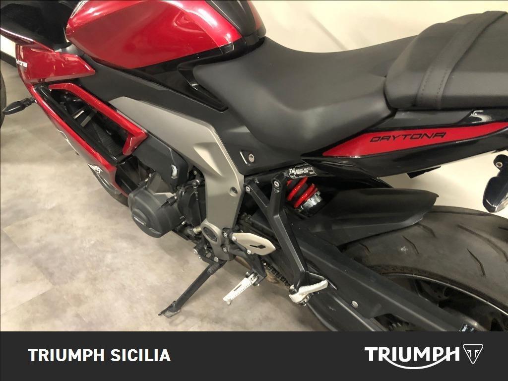 TRIUMPH Daytona 660 Abs #8