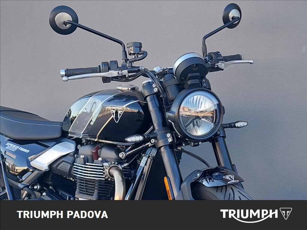 TRIUMPH Speed Twin 900 Phantom Black/Aurum Gold Abs