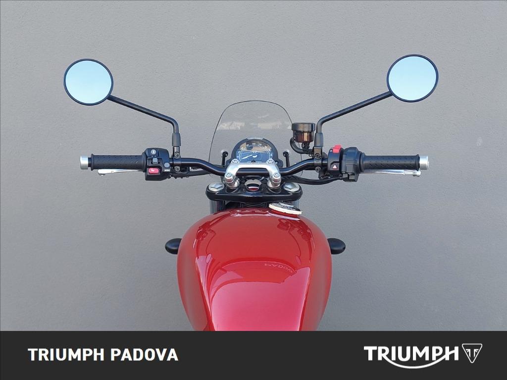 TRIUMPH Street Twin 900 