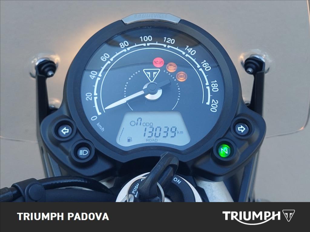 TRIUMPH Street Twin 900 