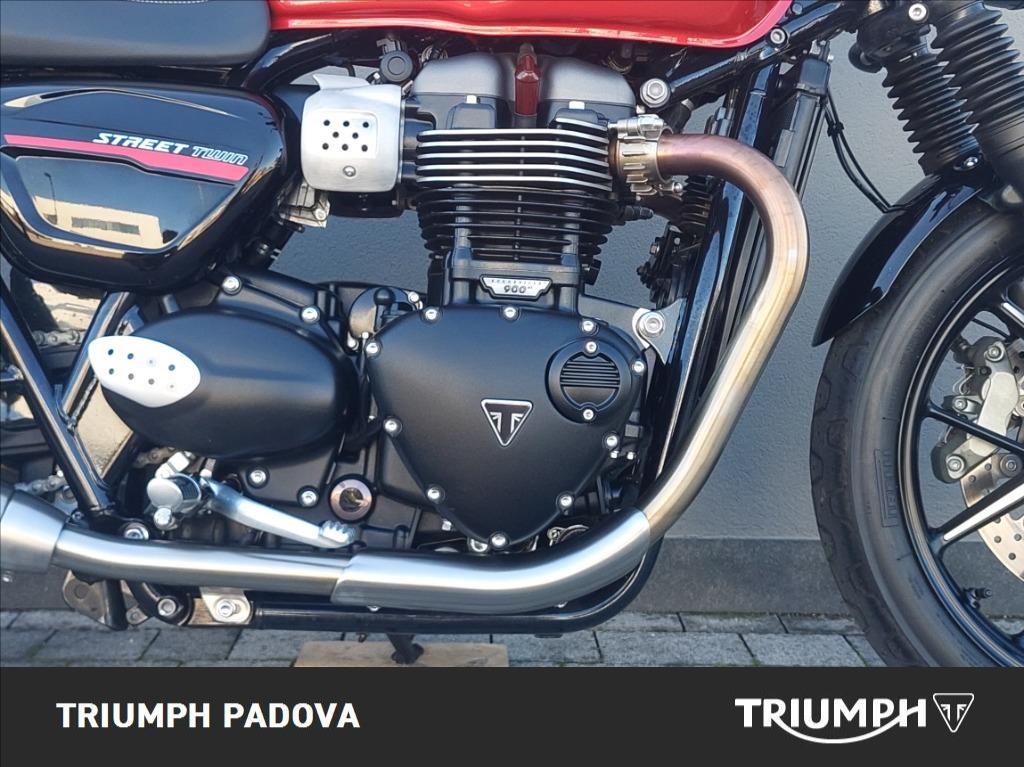TRIUMPH Street Twin 900 