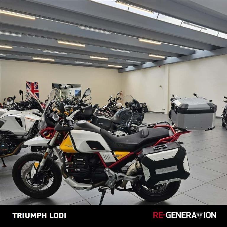 MOTO GUZZI V85 TT Evocative Graphics Abs
