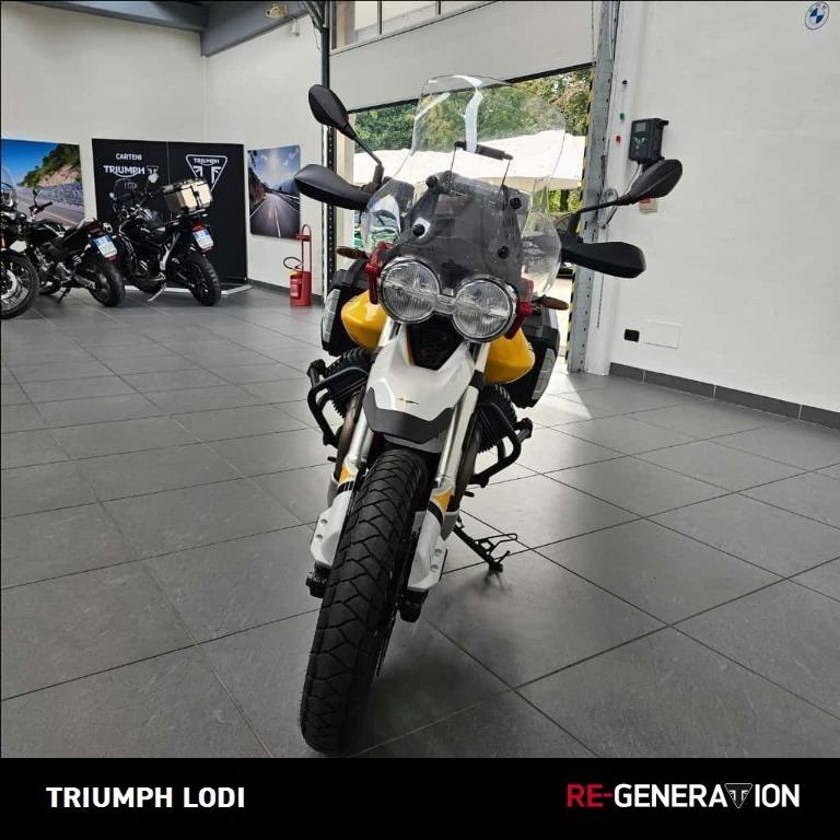 MOTO GUZZI V85 TT Evocative Graphics Abs