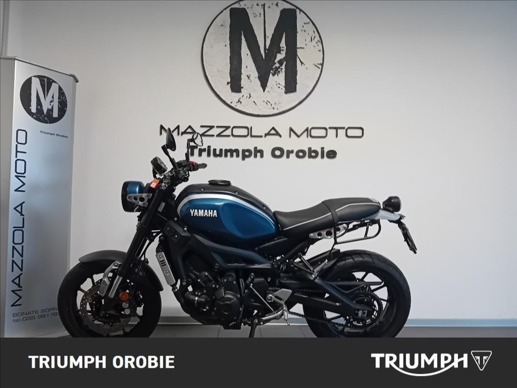 YAMAHA XSR 900 Abs #2