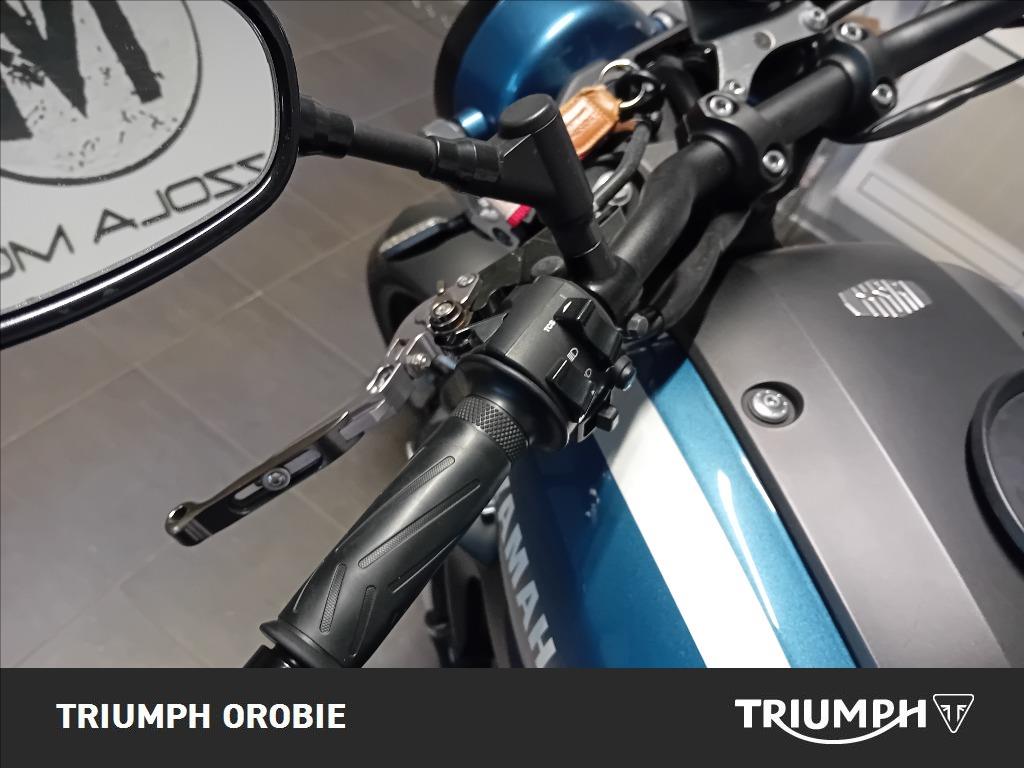 YAMAHA XSR 900 Abs #5