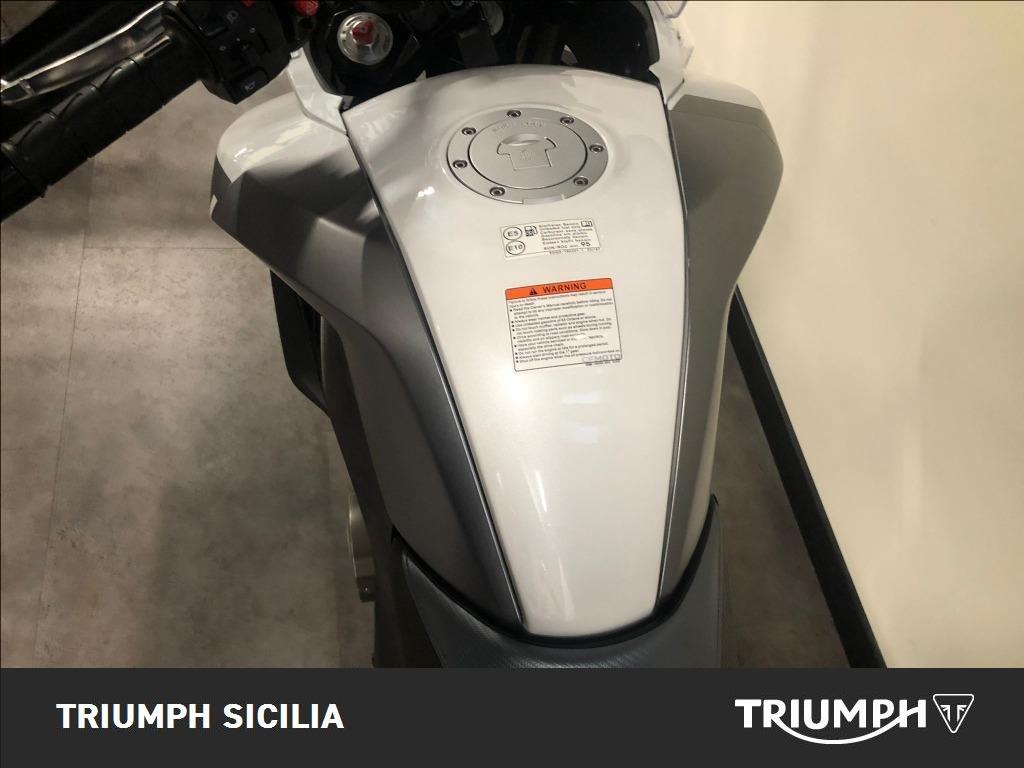 CFMOTO 650 MT Abs