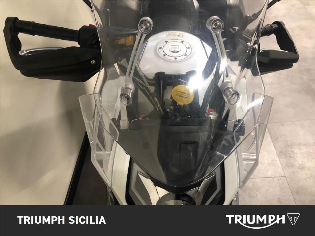 CFMOTO 650 MT Abs