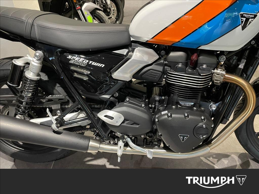 TRIUMPH Speed Twin 900 Pure White/Blue/Orange Abs