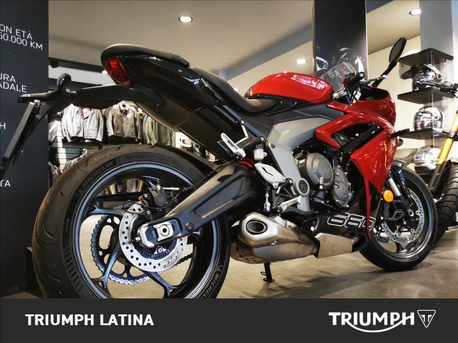 TRIUMPH Daytona 660 Abs