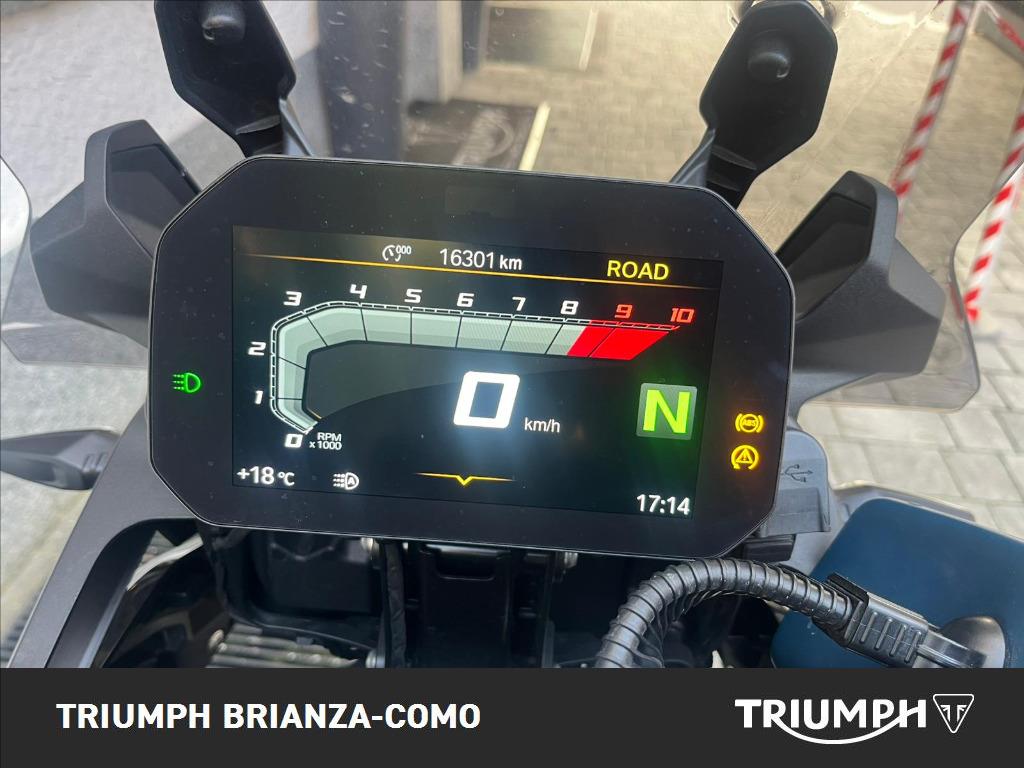 BMW F 750 GS Triple Black Abs