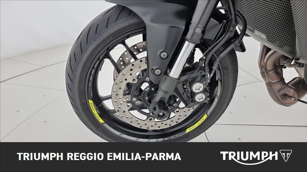 YAMAHA MT-09 850 Abs