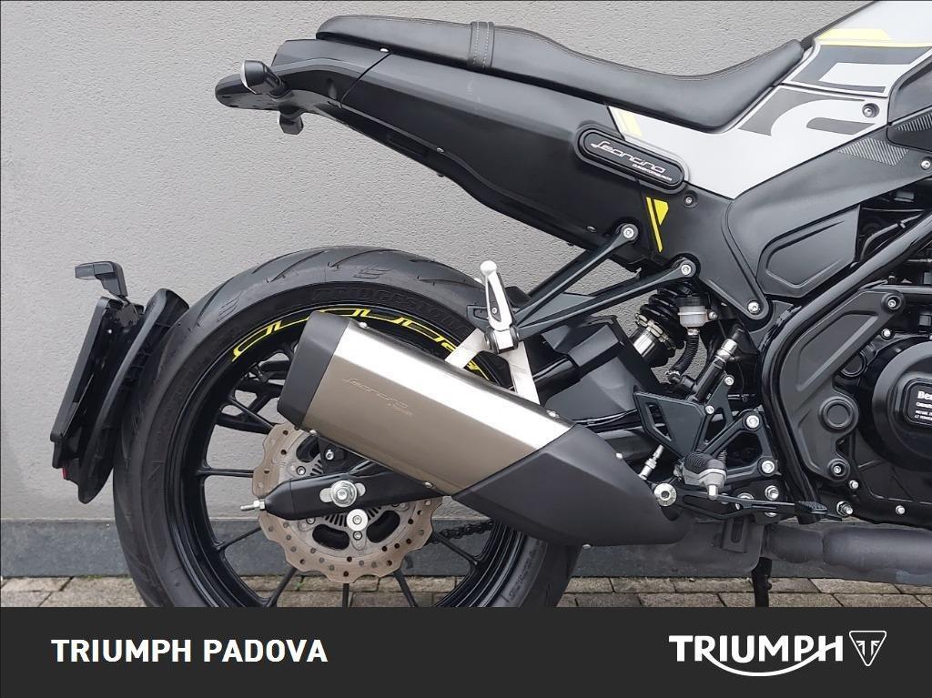 BENELLI Leoncino 250 E5