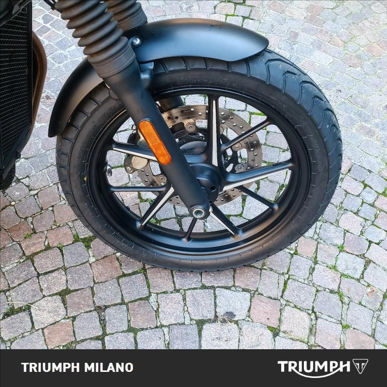 TRIUMPH Street Twin 900 