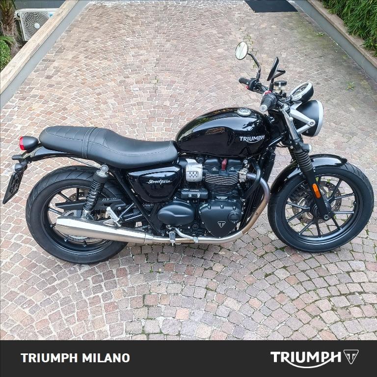 TRIUMPH Street Twin 900 