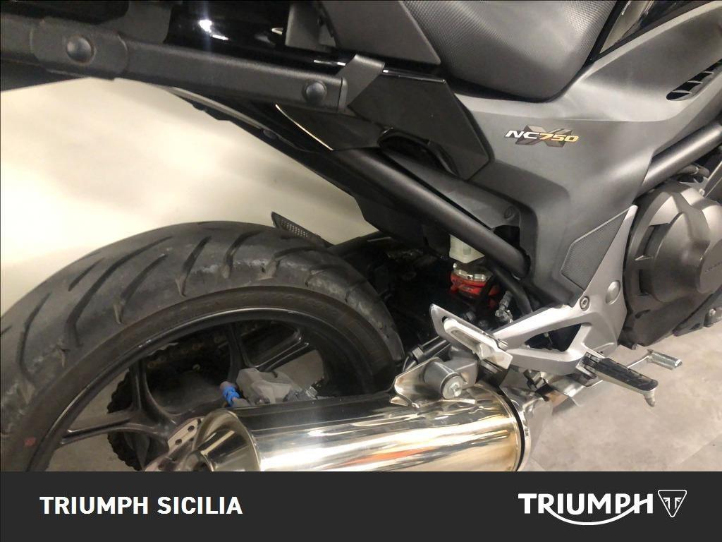 HONDA NC 750x Abs #8