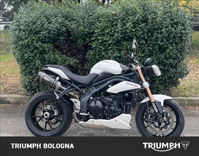 TRIUMPH Speed Triple 1050 
