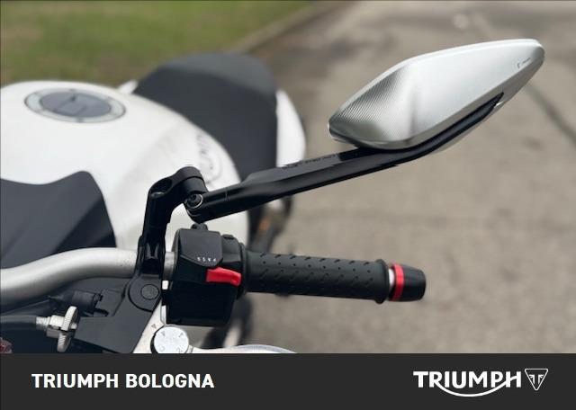 TRIUMPH Speed Triple 1050 