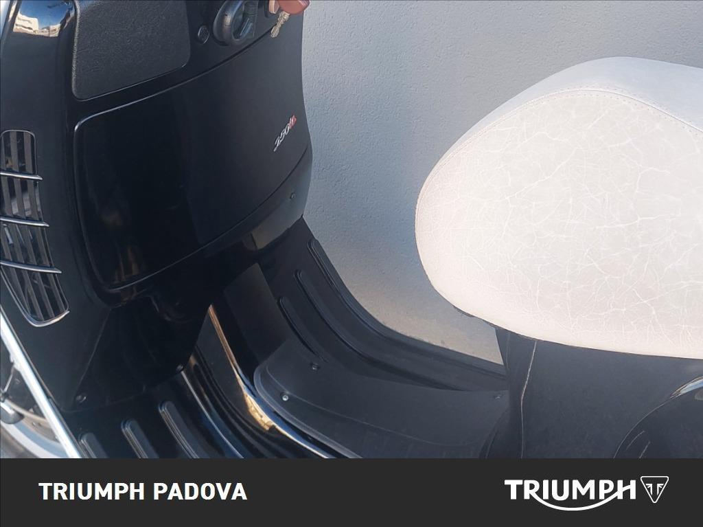 VESPA Vespa GTS 250 ie #8