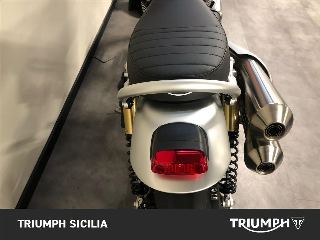 TRIUMPH Scrambler 1200 XE Baja Orange/Phantom Black Abs