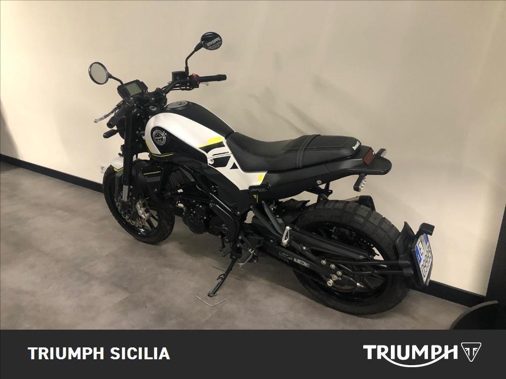 BENELLI Leoncino 250 E5