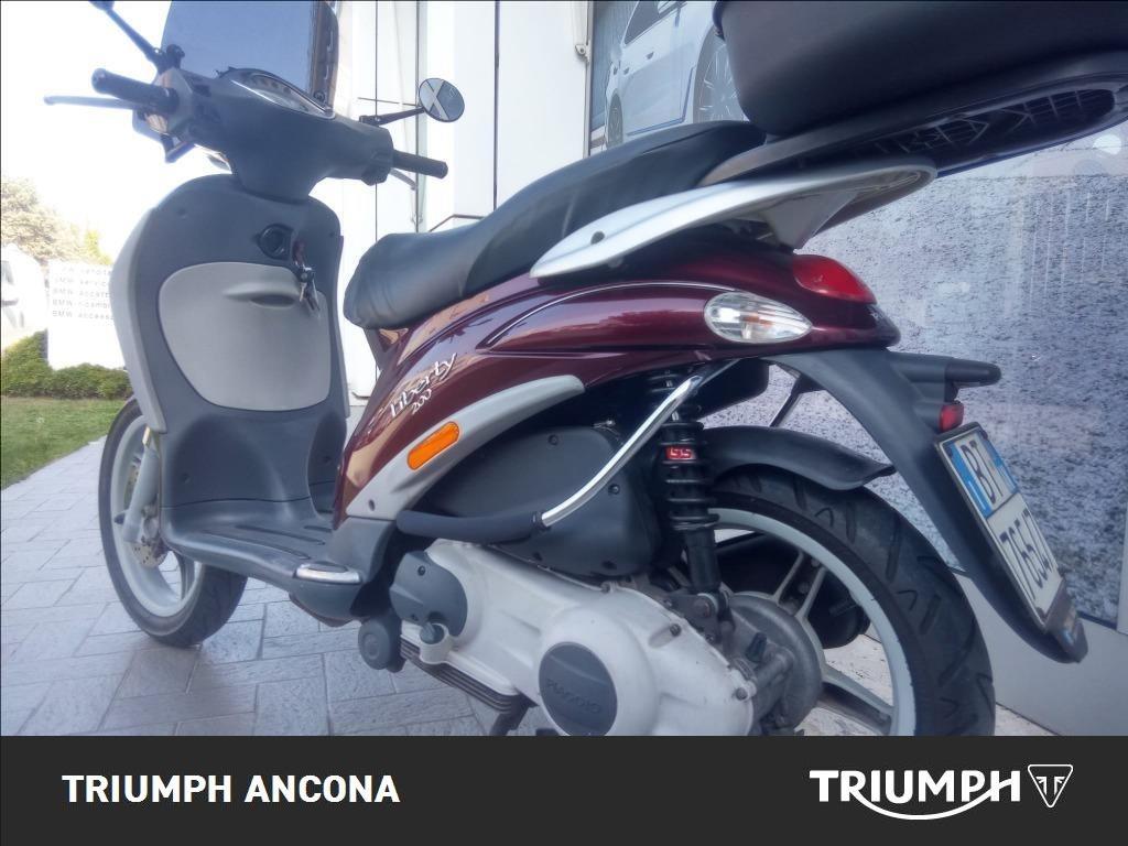 PIAGGIO Liberty 200 