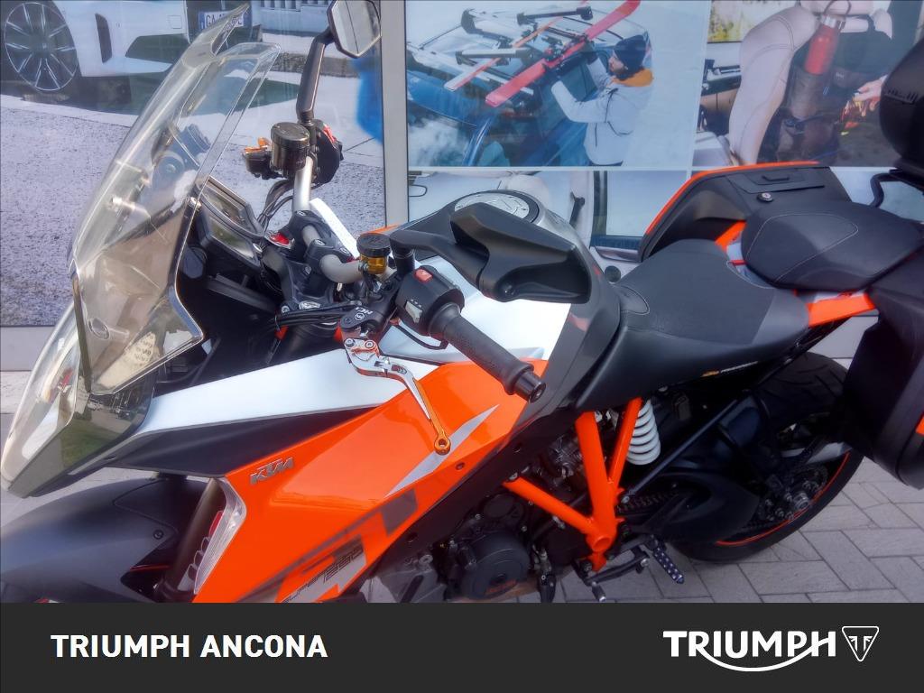 KTM 1290 Super Duke GT