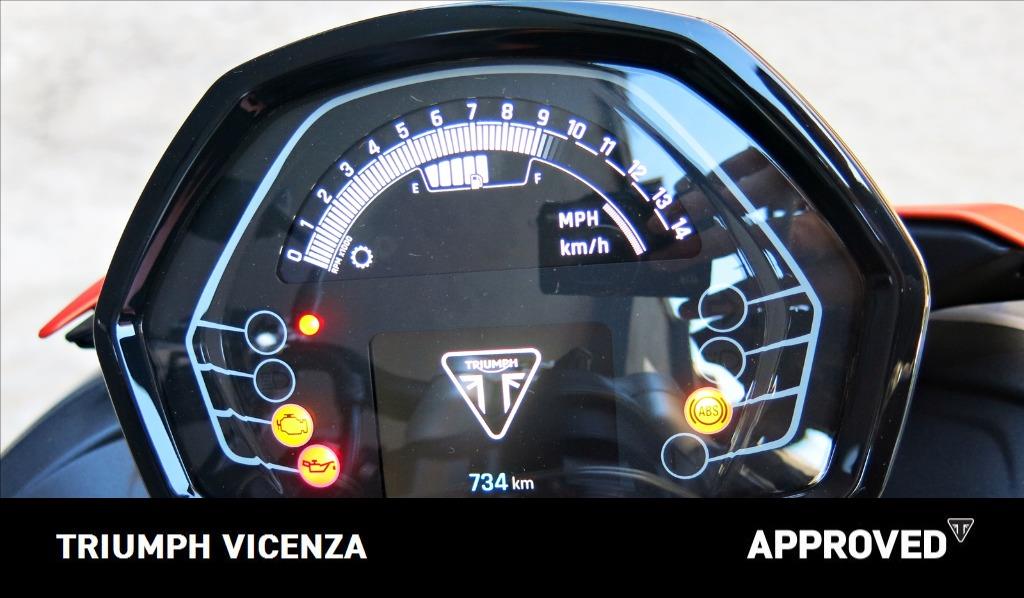 TRIUMPH Street Triple 765 R #9