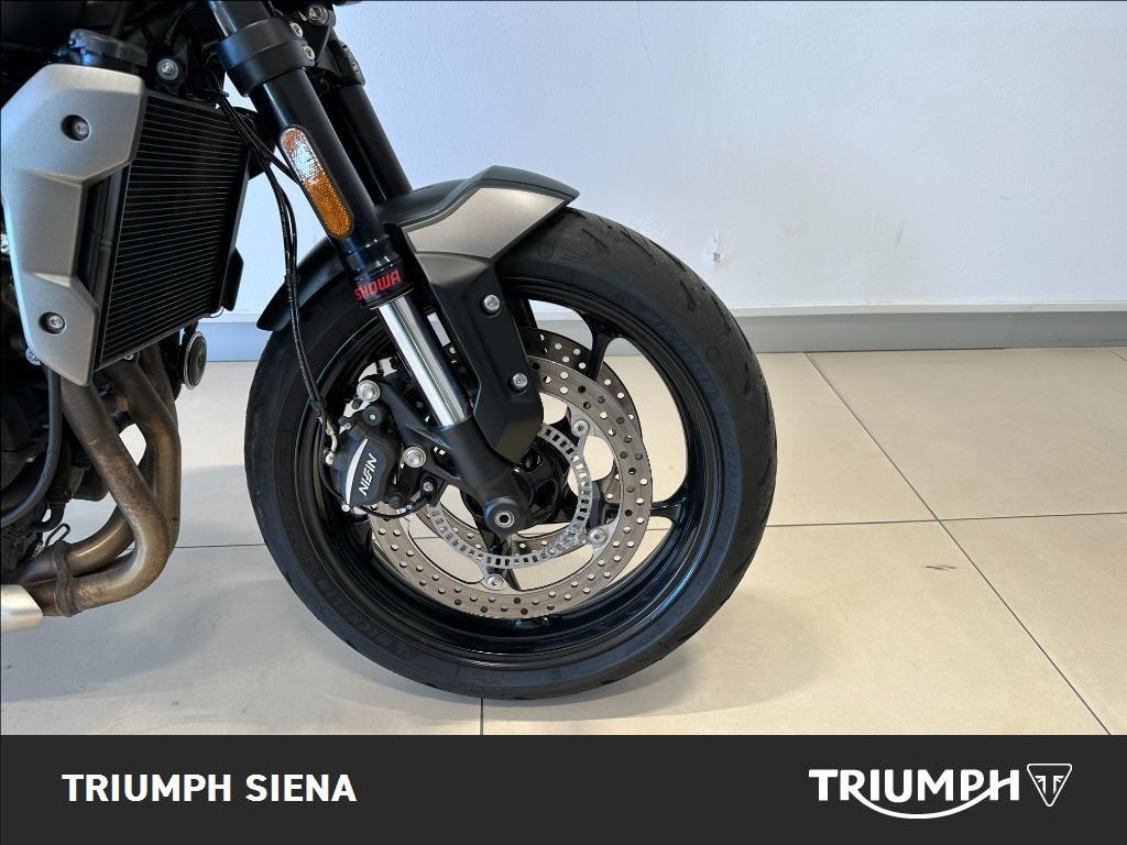 TRIUMPH Trident 660 dep.A2 Abs #3