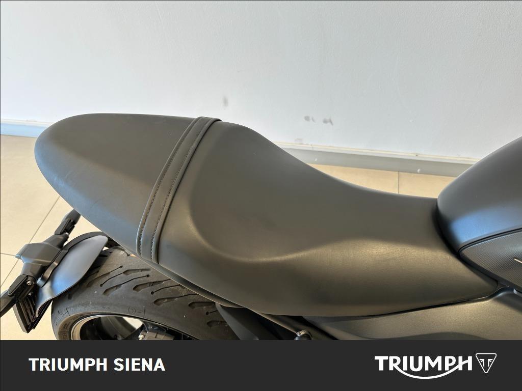 TRIUMPH Trident 660 dep.A2 Abs #8