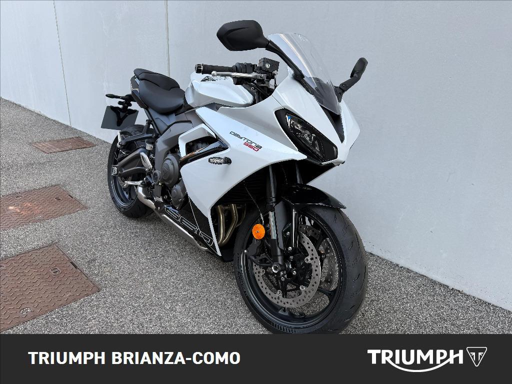 TRIUMPH Daytona 660 Abs