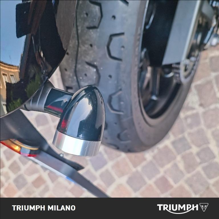 TRIUMPH Street Twin 900 