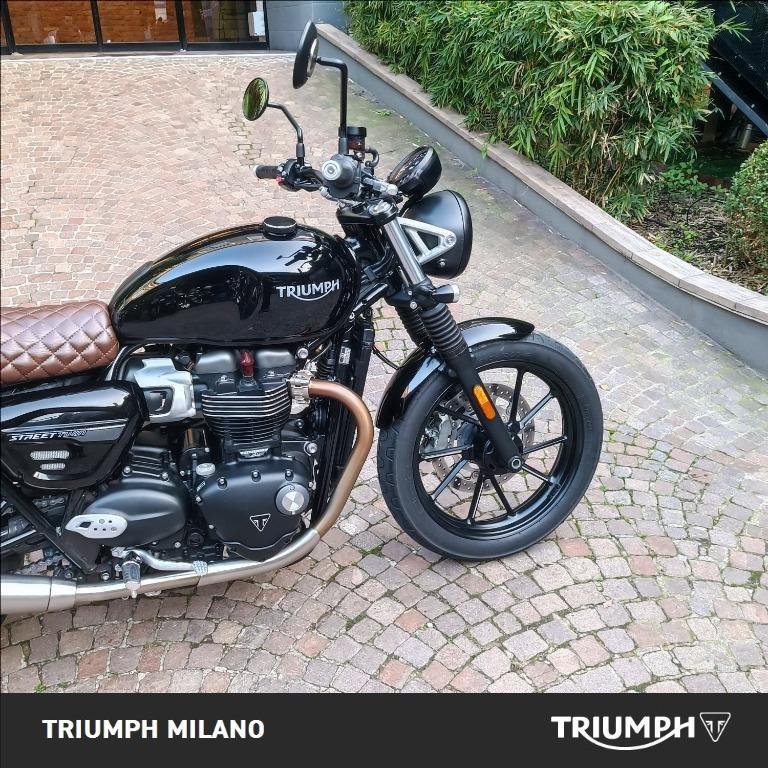 TRIUMPH Street Twin 900 