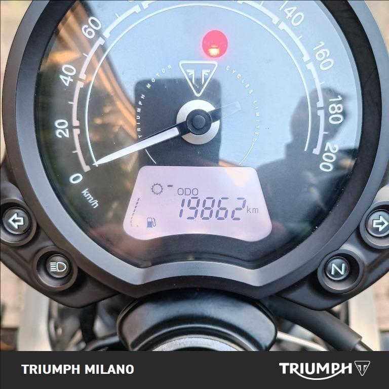 TRIUMPH Street Twin 900 