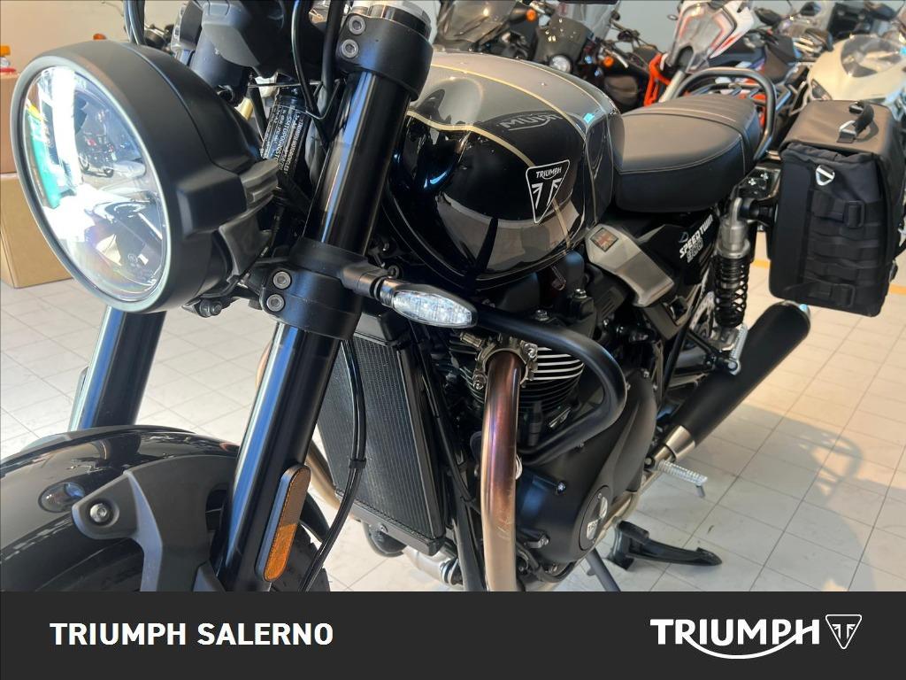 TRIUMPH Speed Twin 900 Phantom Black/Aurum Gold Abs