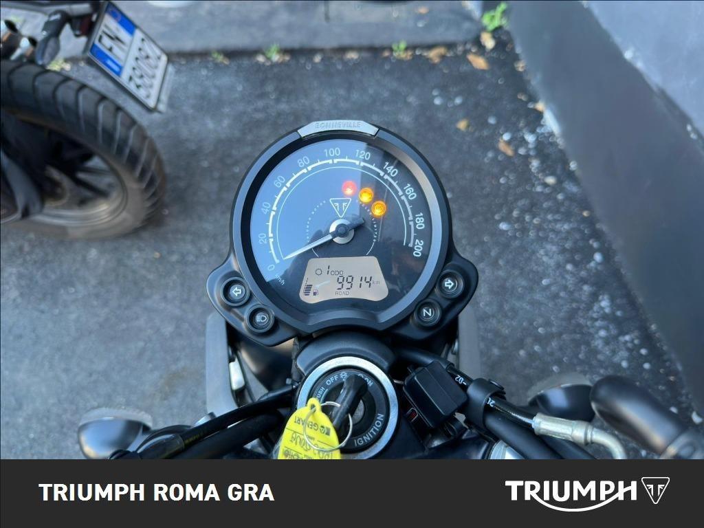 TRIUMPH Street Twin 900 