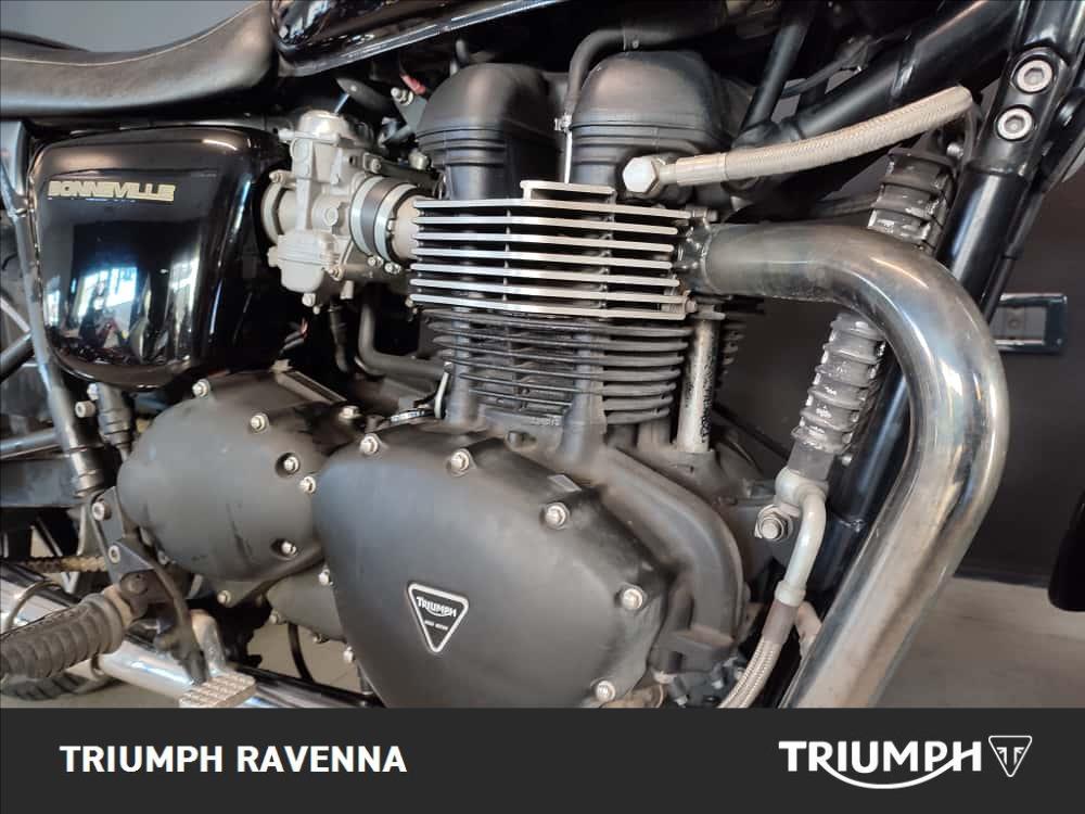 TRIUMPH Bonneville 865 SE