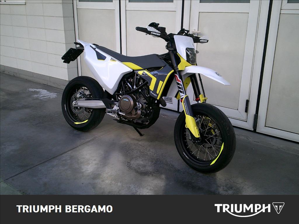 HUSQVARNA Supermoto 701 4T  #1