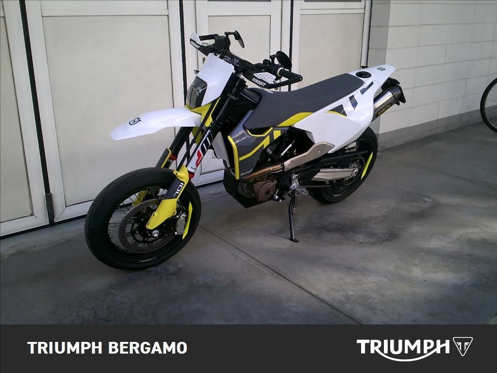 HUSQVARNA Supermoto 701 4T  #2