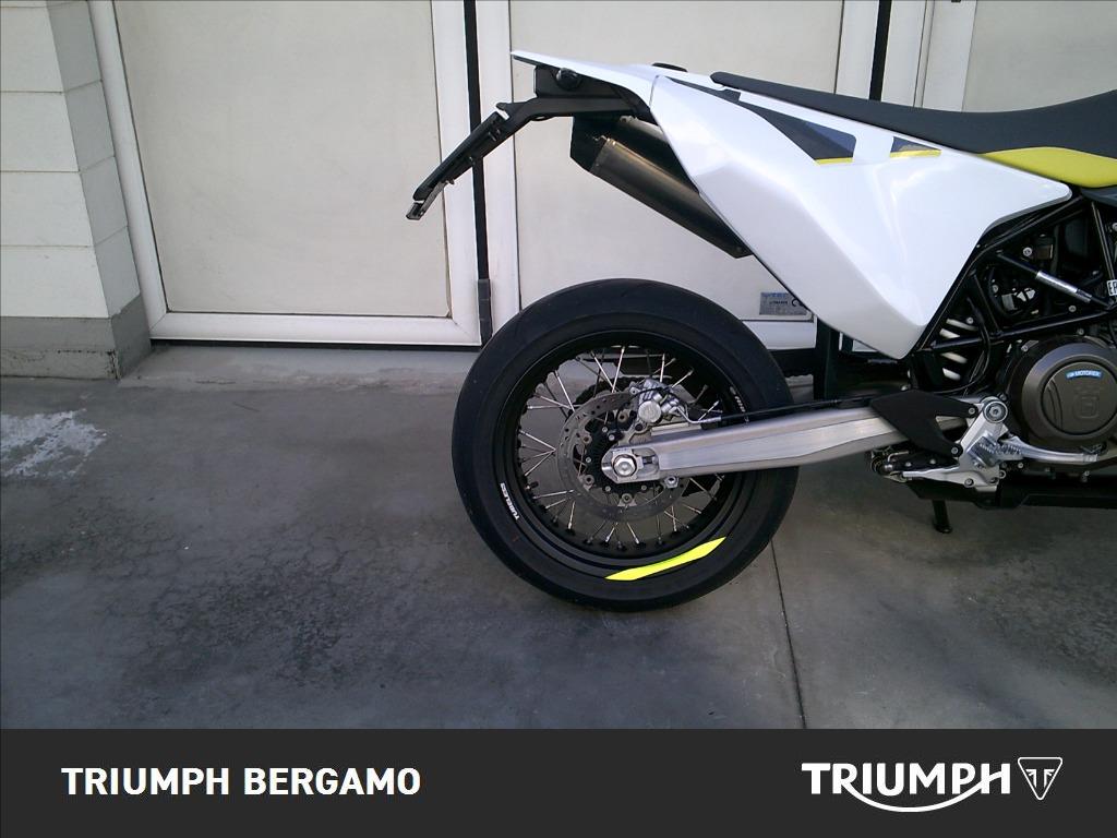 HUSQVARNA Supermoto 701 4T  #5