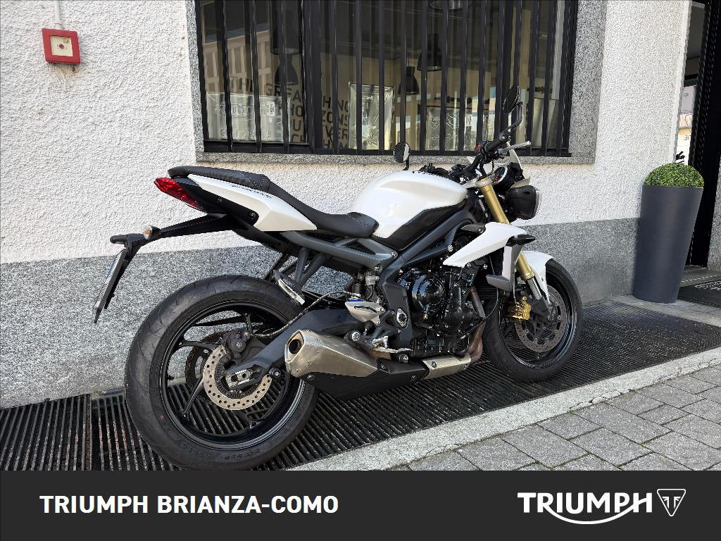 TRIUMPH Street Triple 675 