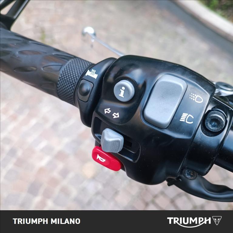 TRIUMPH Bonneville 1200 T120 Black Abs